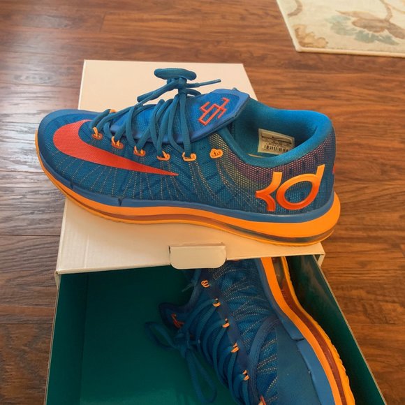 KD VI Elite WORN ONCE - Picture 3 of 7